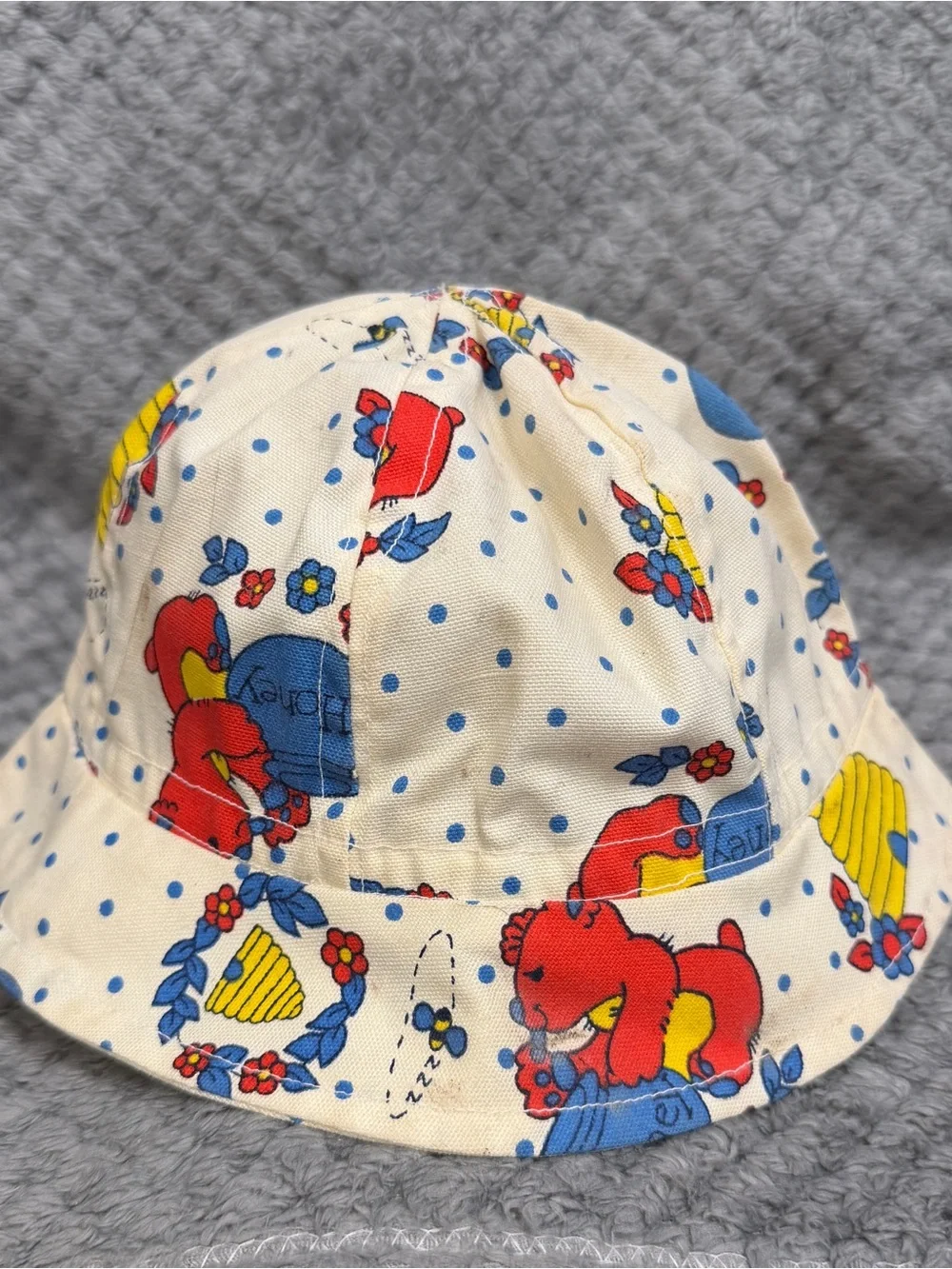 Vintage Baby Bucket Hat Bear & Honey 70s 80s Dotted Summer baby/toddler Sun Hat
